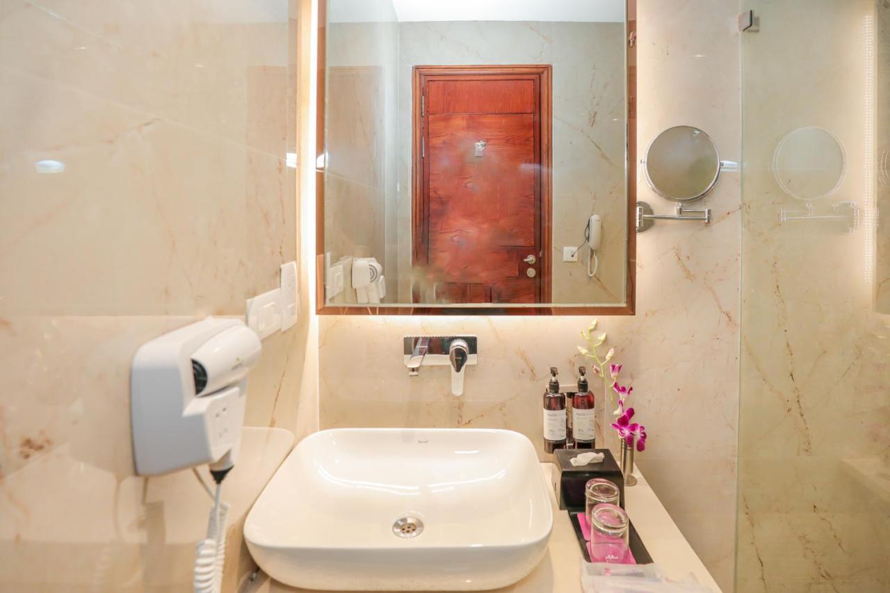 Regenta Place Phagwara By Royal Orchid Hotels Limited Exterior foto