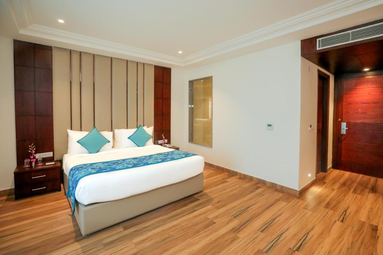 Regenta Place Phagwara By Royal Orchid Hotels Limited Exterior foto