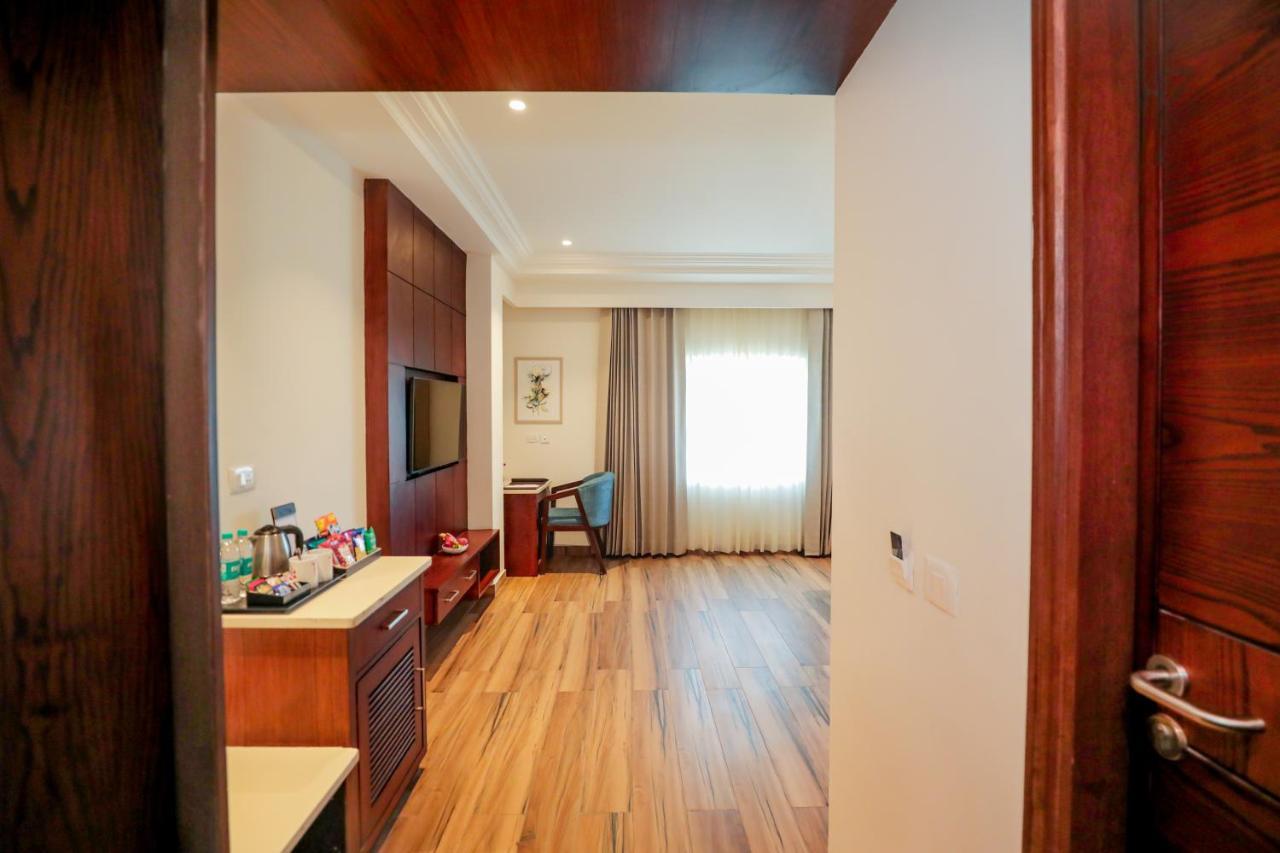 Regenta Place Phagwara By Royal Orchid Hotels Limited Exterior foto