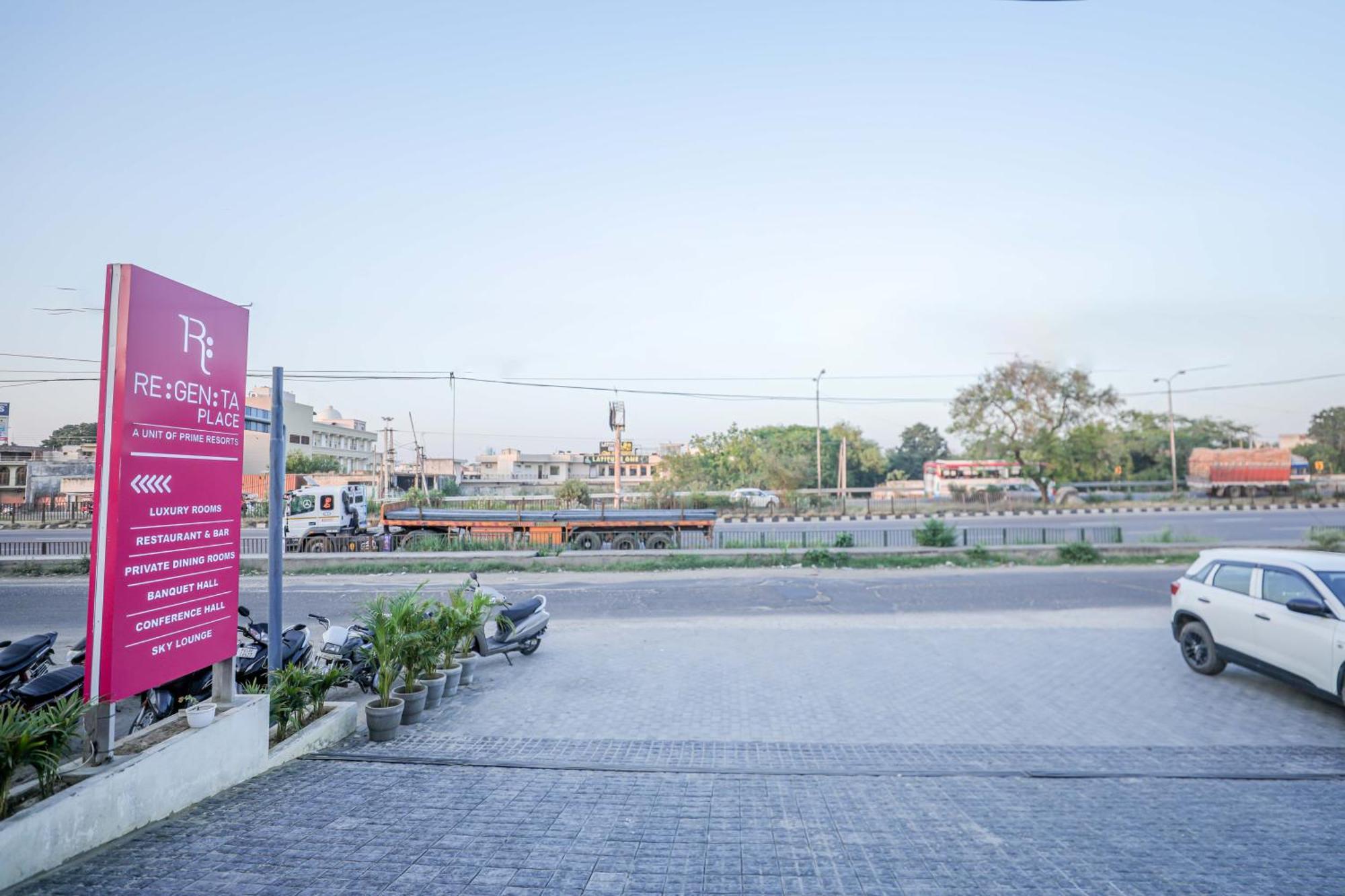 Regenta Place Phagwara By Royal Orchid Hotels Limited Exterior foto